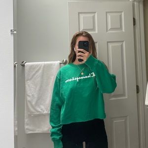 Cropped champion sweatshirt